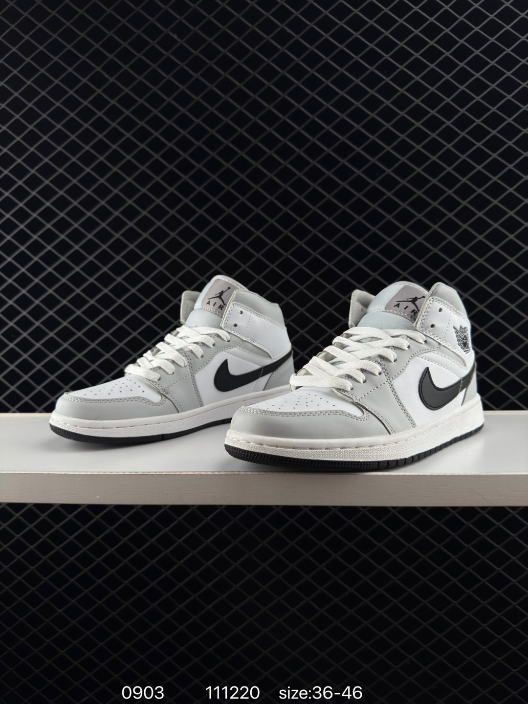 Nike Air Jordan 1 Mid AJ1